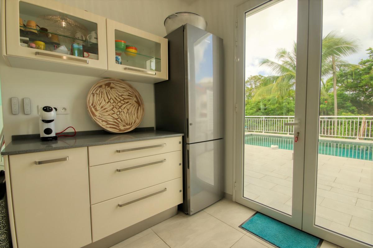 location villa 8 personnes le Diamant Martinique cuisine c